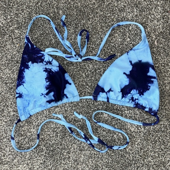 Blue and light blue bathing swim suit set. Top medium bottom large string ties - Picture 10 of 11